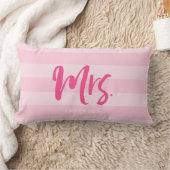 Coussin Rectangle Personnaliser avec le nom Mme Rayures Rose Élégant (Couverture)
