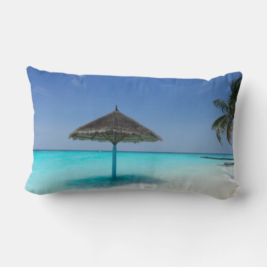 Coussin Rectangle Plage tropicale avec Mariage parapluie en chaume (Verso)