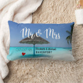 Coussin Rectangle Plage tropicale avec Mariage parapluie en chaume (Couverture)
