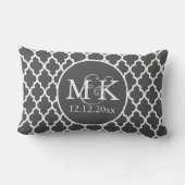 Coussin Rectangle Quatrefoil Monogramme Mariage gris et blanc V2 (Verso)