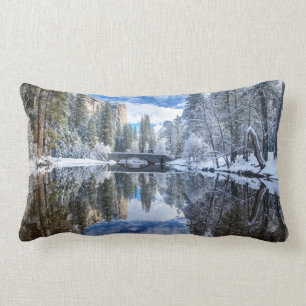 Coussin Rectangle Réflexion d'hiver chez Yosemite