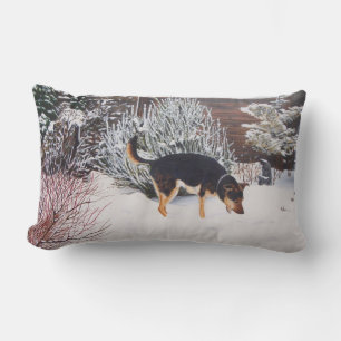 Coussin Rectangle Scène de neige d'hiver avec le chien noir et
