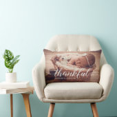 Coussin Rectangle Script photo bébé personnalisé remerciant (Chaise)