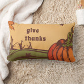 Coussin Rectangle Seul citrouille sur le terrain. Les feuilles d'aut (Couverture)