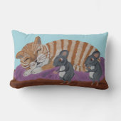 Coussin Rectangle Sleeping Cat with Sneaky Mice Throw Pillow (Recto)