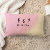 Coussin Rectangle style de texte minimal simple blanc mariage rose j (Couverture)