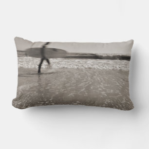 Coussin Rectangle Surfer par Shirley Taylor