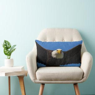 Coussin Rectangle Survol de pygargue à tête blanche de près