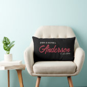 Coussin Rectangle Texte de couleur ivoire avec nom et date du couple (Chaise)