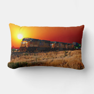 Coussin Rectangle Train de marchandises Sunset Diesel Locomotive