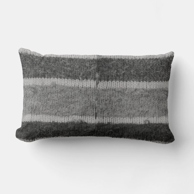 Coussin Rectangle tricoté à la main noir et blanc diaganol rayé (Recto)