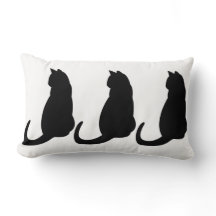 Trois chats noirs