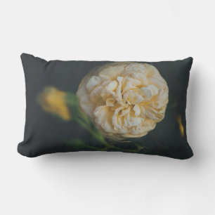 Coussin Rectangle Une rose jaune