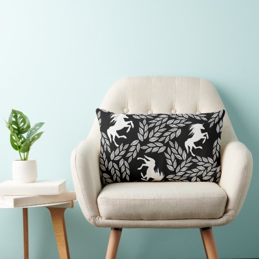 Coussin Rectangle Unicorne et motif floral tendance noir et blanc (Chaise)