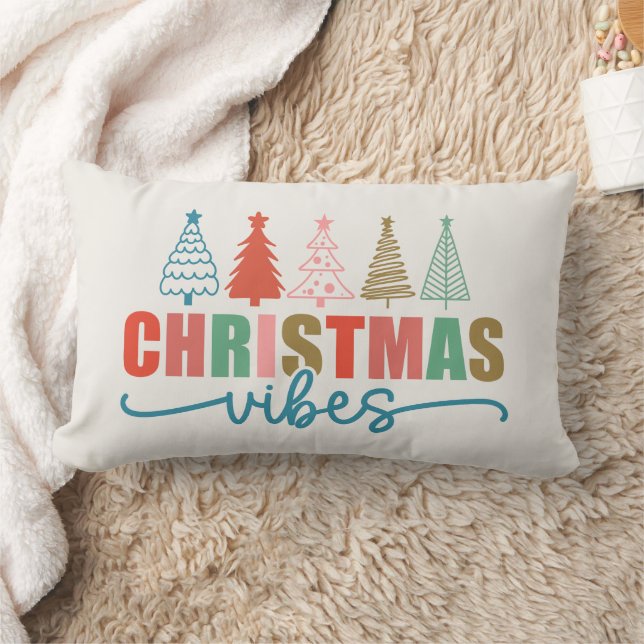 Coussin Rectangle Vibes de Noël - Colorful Holiday Trees Design (Couverture)