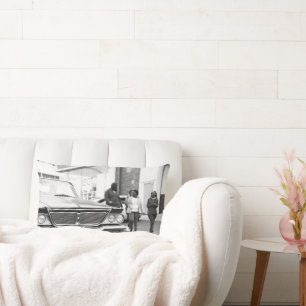 Coussin Rectangle Voiture Ancienne Monochrome Noir Et Blanc Personne