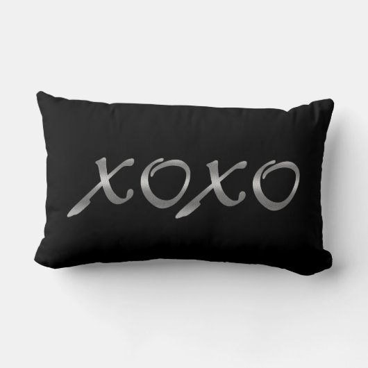 Coussin Rectangle XOXO dans l'argent et le noir (Verso)