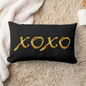 Coussin Rectangle XOXO en or et noir (Couverture)