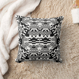 Coussin Réflexions Abstraites : lignes, cubes et monochrom
