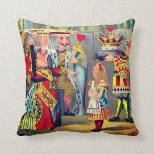 Coussin Reine des Coeurs et Alice