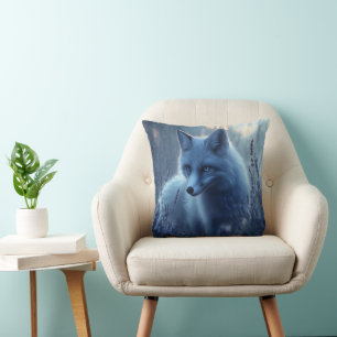 Coussin Renard arctique dans le champ de lavande à Dusk