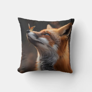 Coussin Renard mou avec papillon assis sur son nez