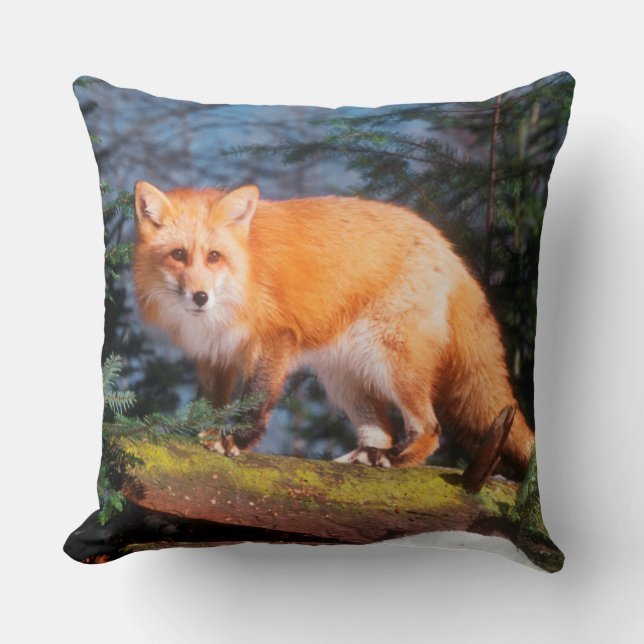 Coussin Renard roux sur une bûche (Recto)