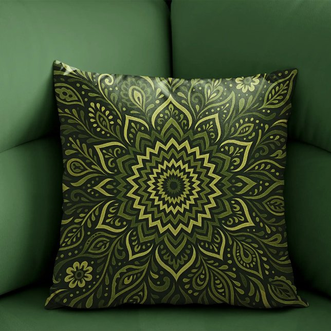 Coussin Resilience of the Army Grown Throw Pillow (Créateur téléchargé)