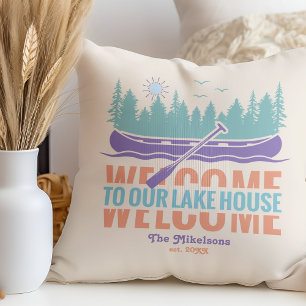 Coussin Retro Lake House Nom de famille