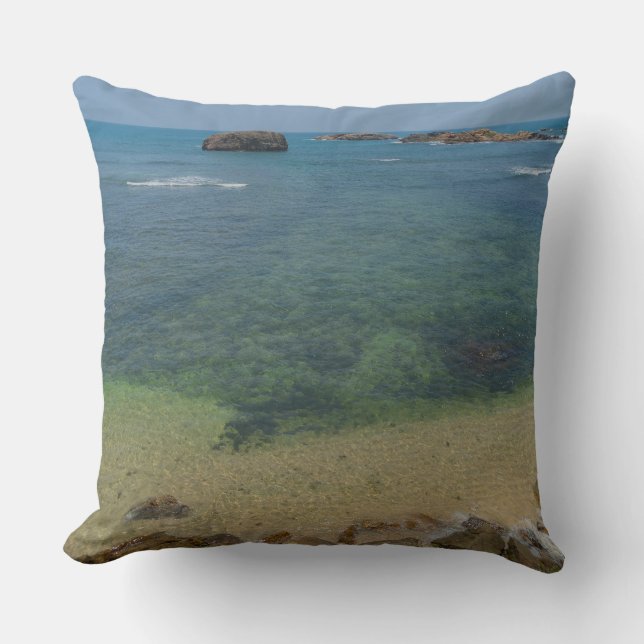 Coussin Rochers océaniques dans une eau côtière turquoise  (Recto)