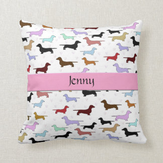 Coussin rose de chien de teckel