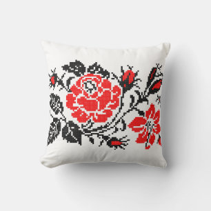 Coussin Rose Rouge&Noire motif de broderie russe
