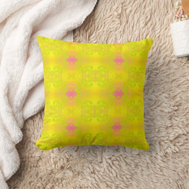 Coussin rose tendre féminin (Couverture)