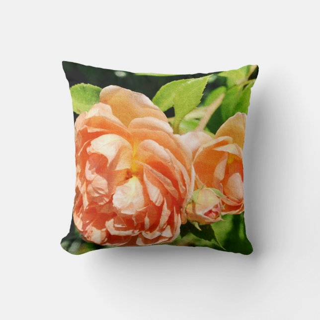 Coussin Roses de pêche dans le jardin (Recto)