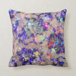 Coussin Roses pourpres de dentelle