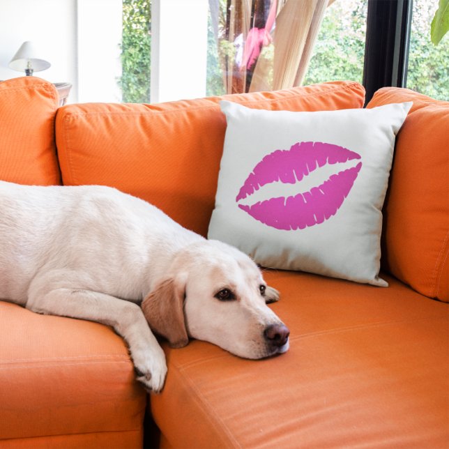 Coussin Rouge à lèvres ombré rose chaud Kiss (Hot Pink Lips Throw Pillow)