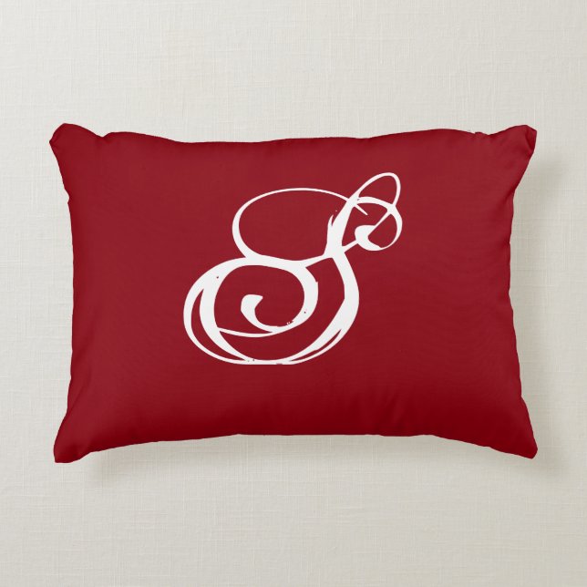 Coussin rouge "S" avec retour gris (Devant)