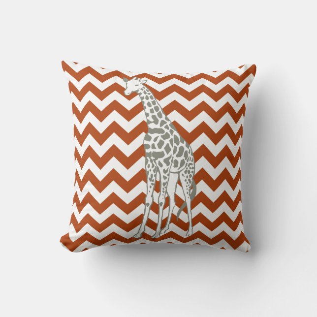 Coussin Rouille Red Safari Chevron avec Pop Art Giraffe (Recto)