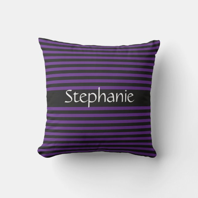 Coussin Royal Purple Black Stripes Blanc Nom personnalisé (Recto)