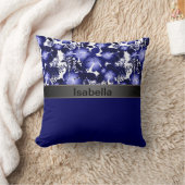 Coussin Rubans de satin gris et perles flore pour annivers (Couverture)