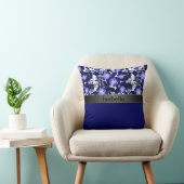 Coussin Rubans de satin gris et perles flore pour annivers (Chaise)