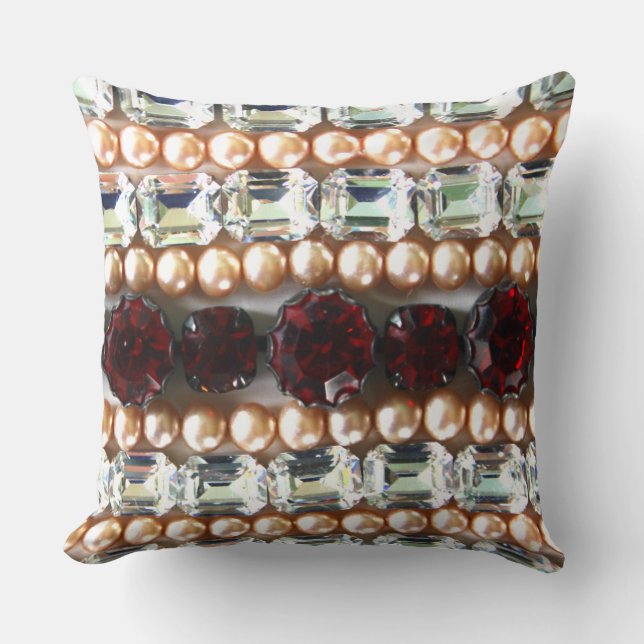 Coussin Rubis, strass, diamants, bijoux, perles (Recto)