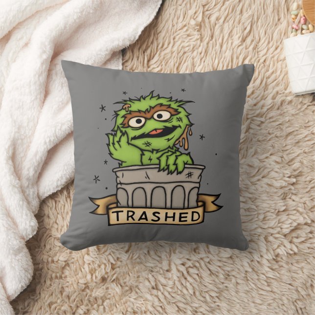 Coussin Rue Sésame | Oscar the Grouch Trashed (Couverture)