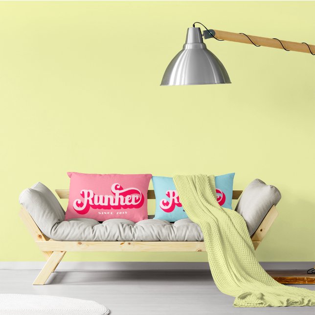 Coussin Runher Runher Runher Pink Bold Retro Font Motivati (Créateur téléchargé)