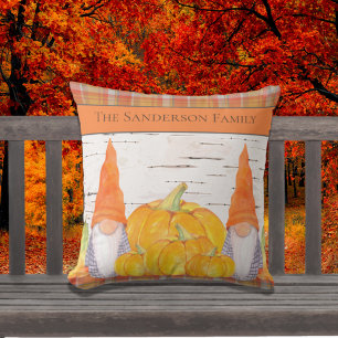Coussin Rustic Fall Autumn Gnome orange plaid with pumpkin