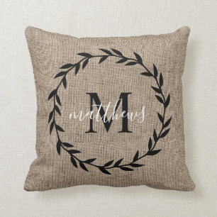 Coussin Rustic Laurel Wreath Farmhouse Style Monogramme
