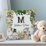 Coussin Safari jungle animaux mignonette bébé nom de bébé<br><div class="desc">Bienvenue à votre bébé garçon dans un monde d'aventure avec le Coussin de la garderie Safari Jungle Animals Baby Boy, un ajout charmant à son premier sanctuaire. Ce coussin présente une délicieuse gamme d'aquarelles tropicales et des animaux de la jungle, apportant une ambiance ludique mais sereine à la décoration de...</div>