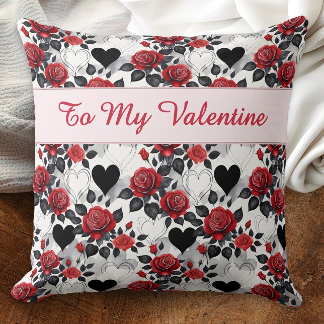 Coussin Saint-Valentin Roses Rouges Romantiques Cœurs Noir (A Valentine's pillow patterned with red roses and black hearts, with custom message on the back)