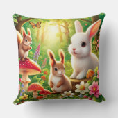 Coussin Scène fantaisiste de forêt avec lapins, écureuils (Verso)