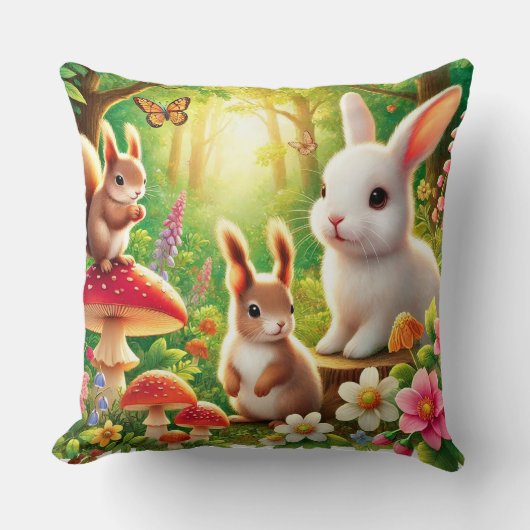 Coussin Scène fantaisiste de forêt avec lapins, écureuils (Recto)